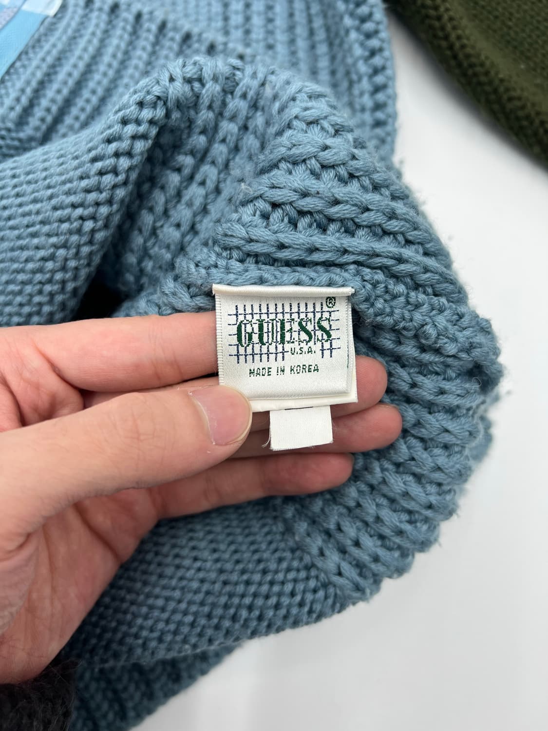 게스 배색 니트집업 상품이미지4