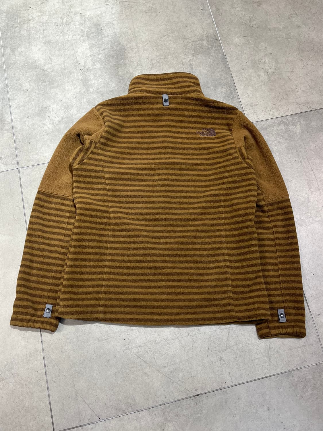 노스페이스 초코 브라운 스트라이프 후리스 자켓 상품이미지6