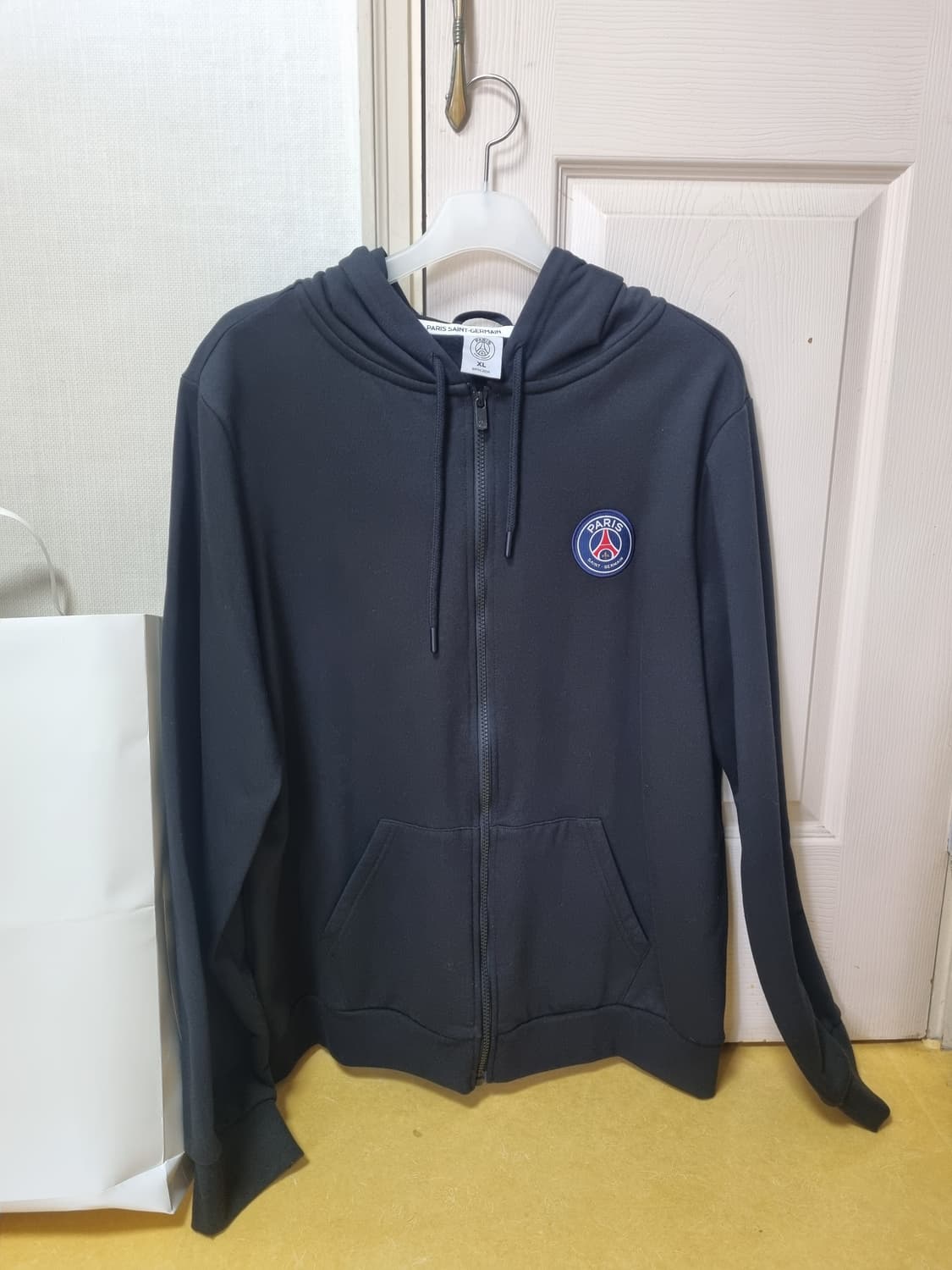 파리생제르망 psg 정품 블랙 후드집업 XL 상품이미지1