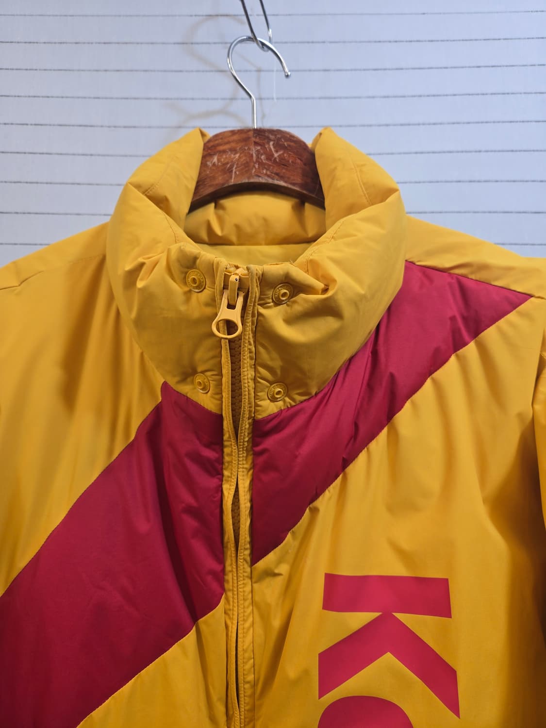 코닥 빠니보틀  옐로우 패딩 점퍼 상품이미지6