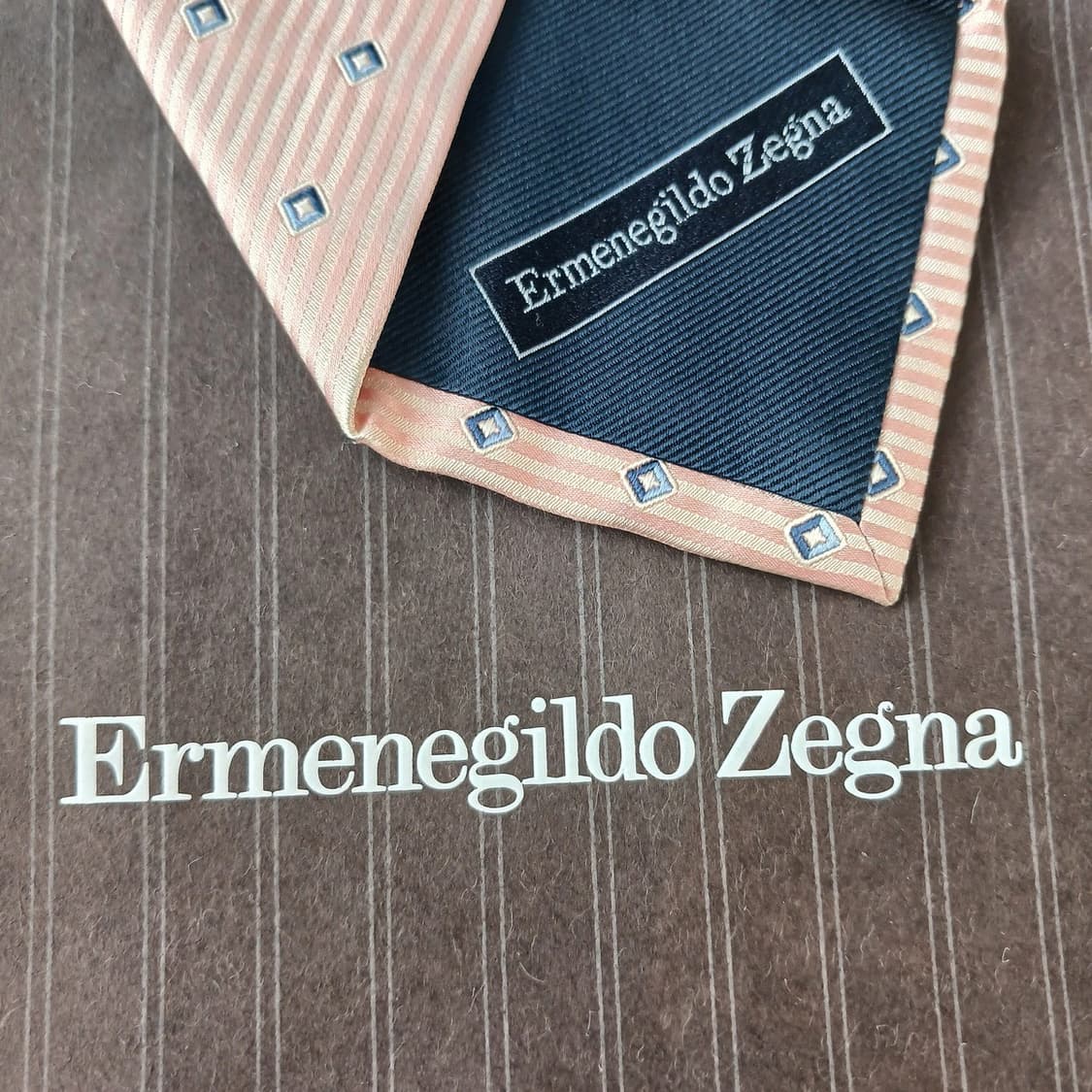 제냐 실크 연핑크 자카드 넥타이 9.6cm A등급 A19586
 상품이미지6