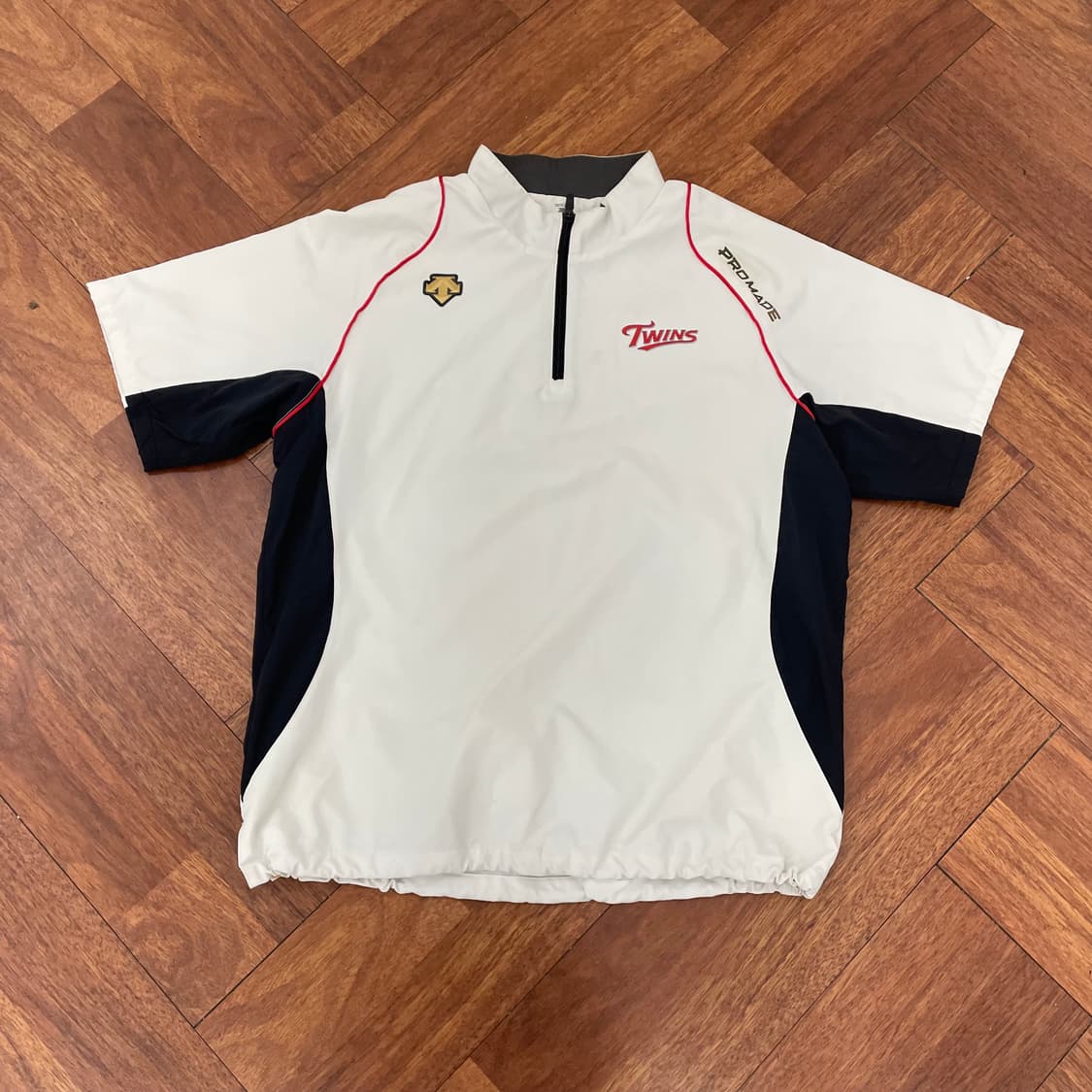 데상트 lg트윈스 반집업 웜업 상품이미지1