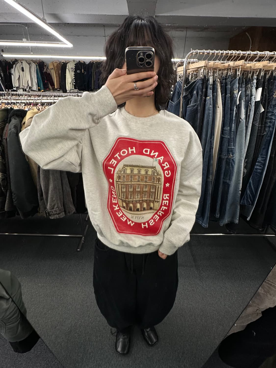 M)SATUR 빈티지 호텔 프린팅 스웻셔츠 상품이미지1