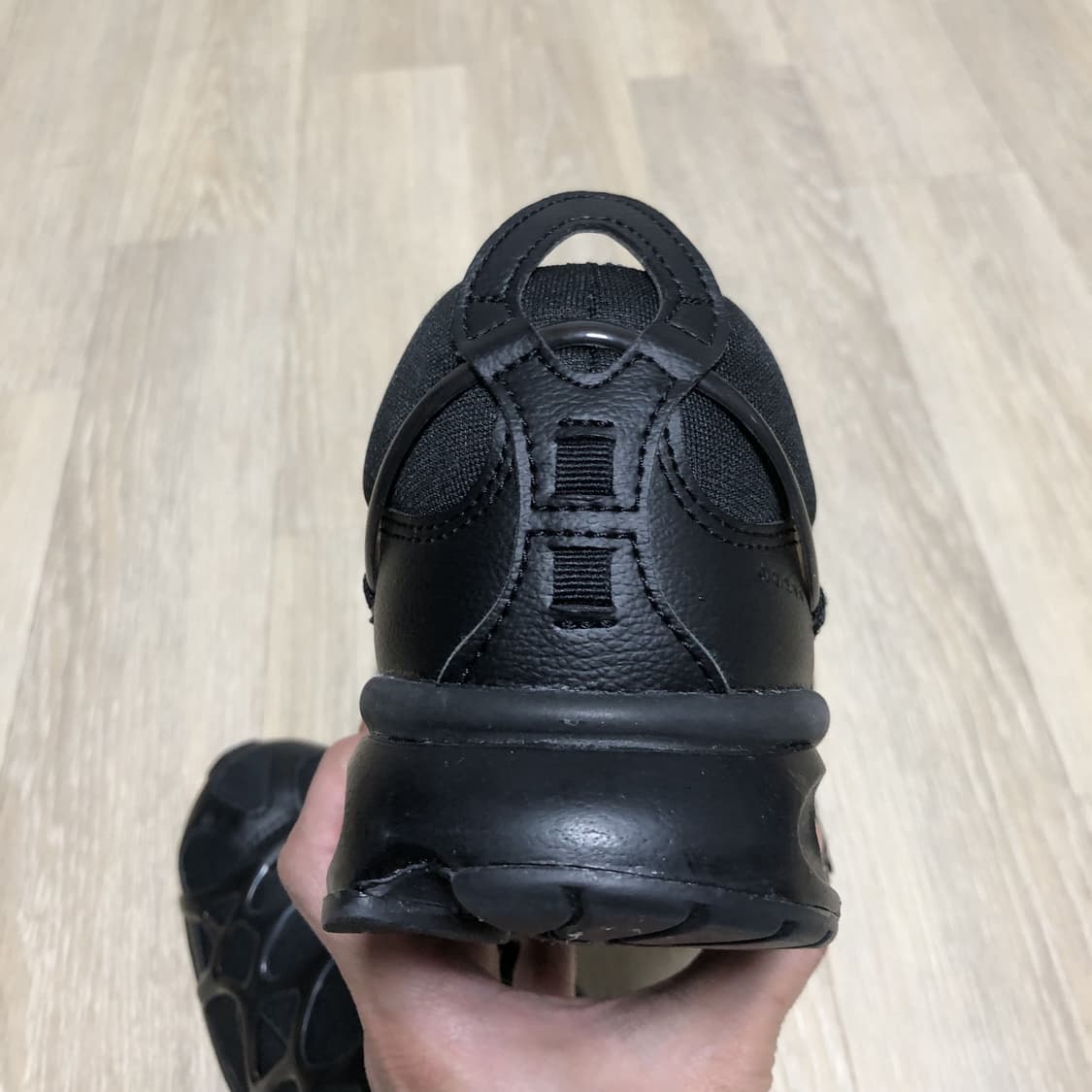 (285) 나이키 NIKE 에어 쿠키니 트리플 블랙 Air Kukini 상품이미지7