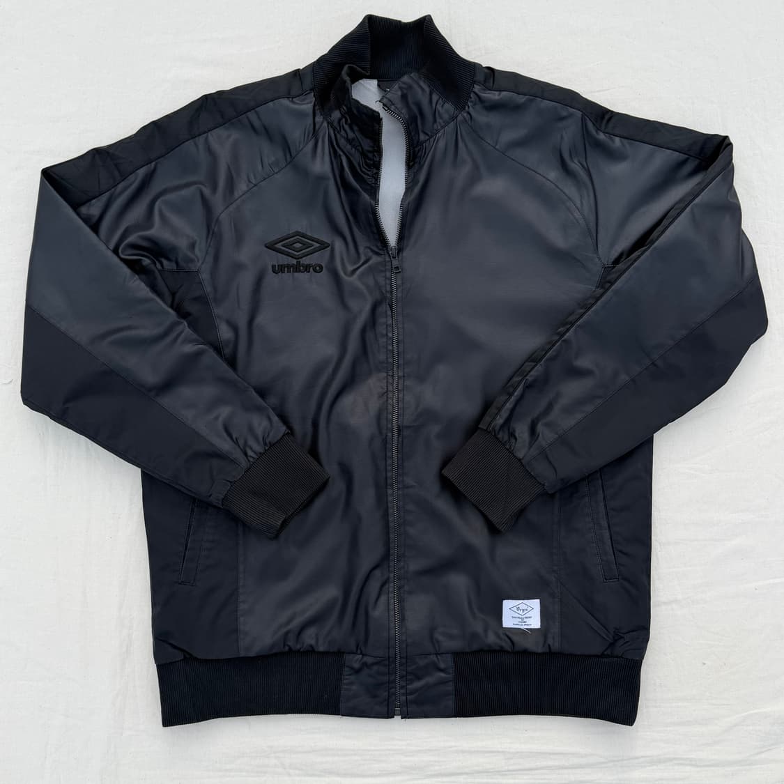 엄브로 바람막이 집업 자켓 상품이미지1