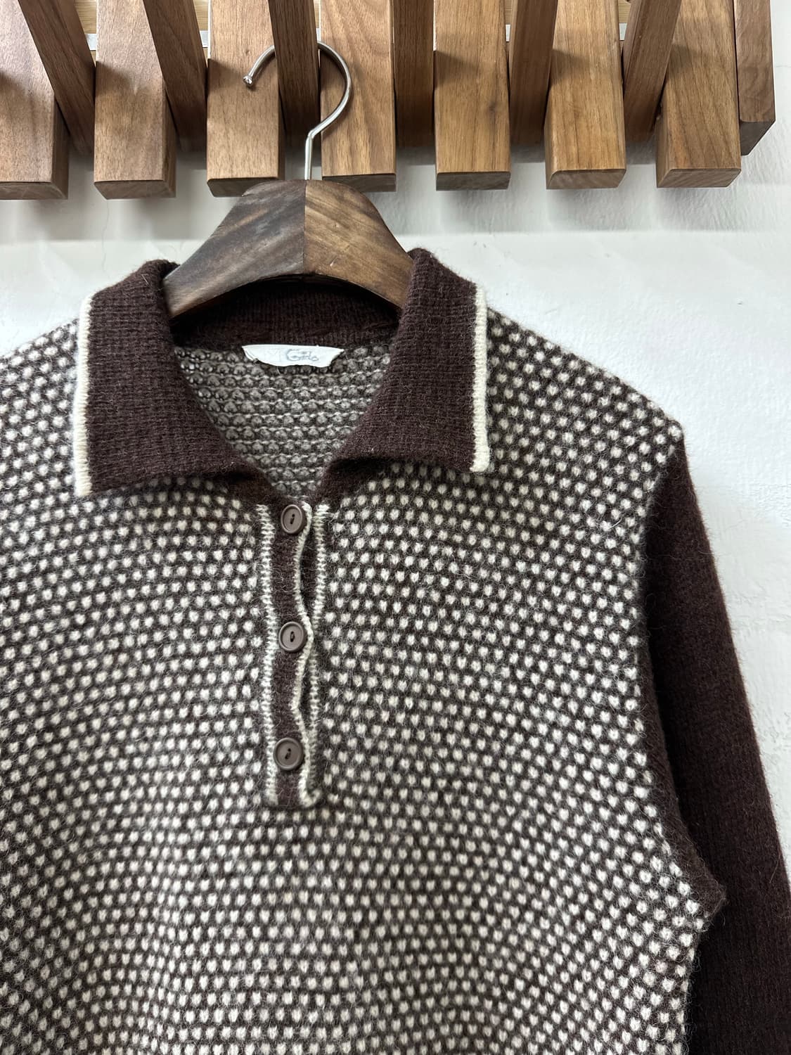 일본빈티지 브라운 투톤 잔도트 디테일 버튼업 카라 니트 풀오버 상품이미지2