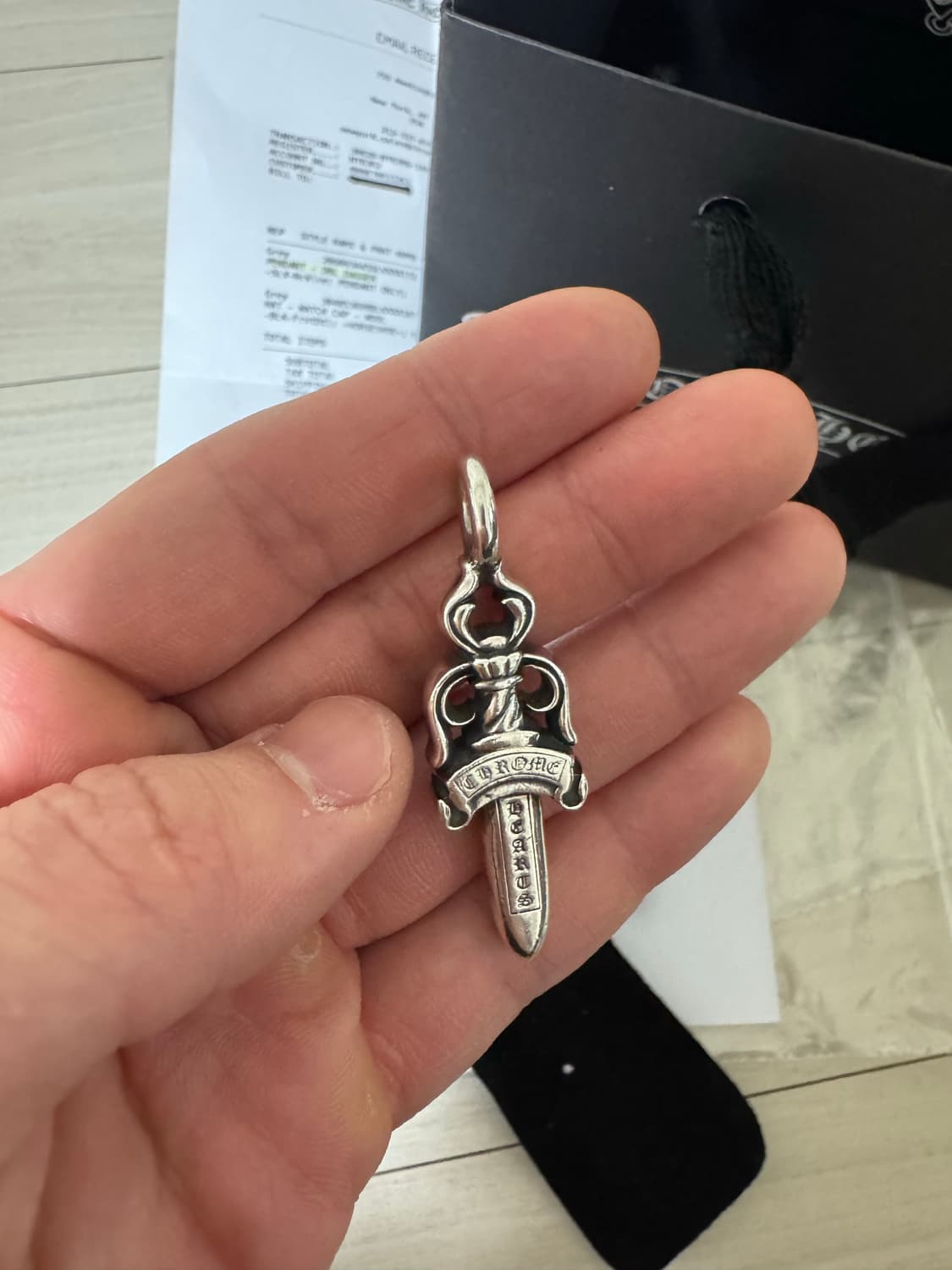 크롬하츠 더블대거 펜던트 판매합니다. 상품이미지3