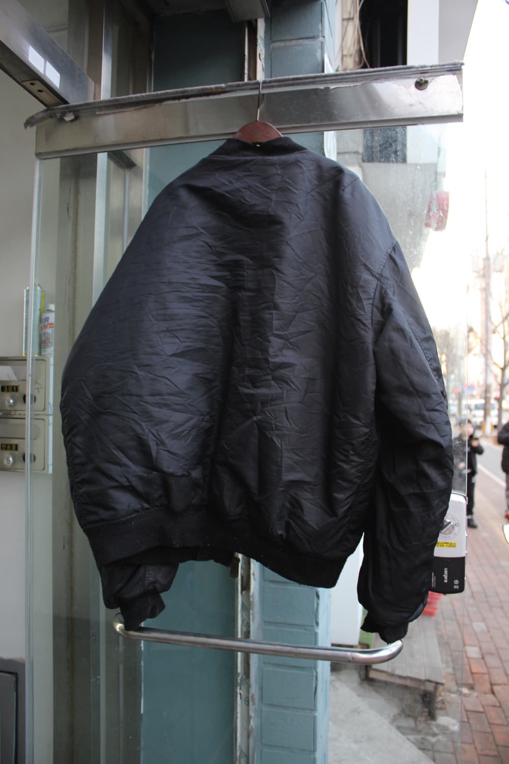 A. Blöchl Trashed MA-1 Flight Jacket 상품이미지4