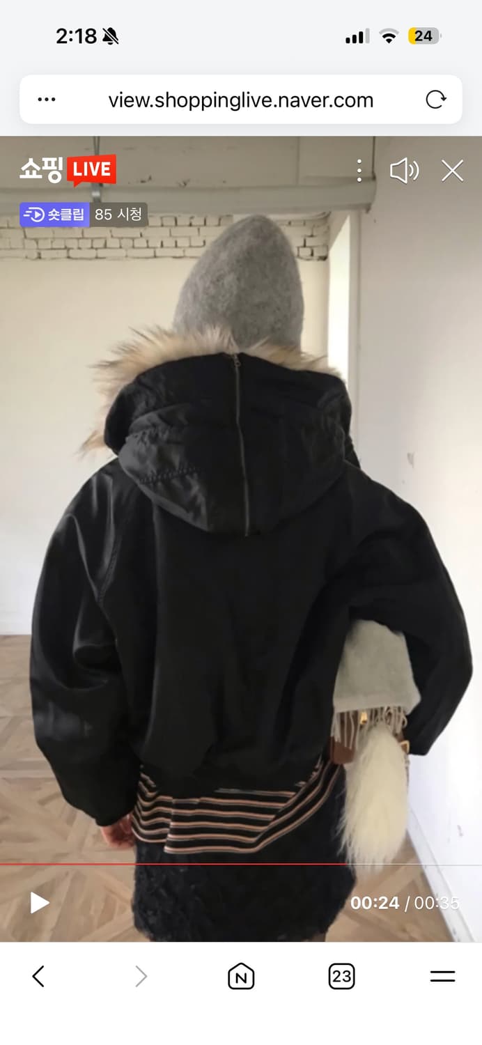 위아 크로바 털 항공점퍼 상품이미지4