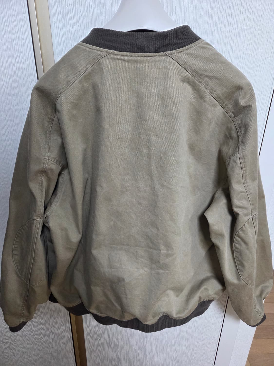 러프사이드 호라이즌 봄버 카키베이지 2 상품이미지3