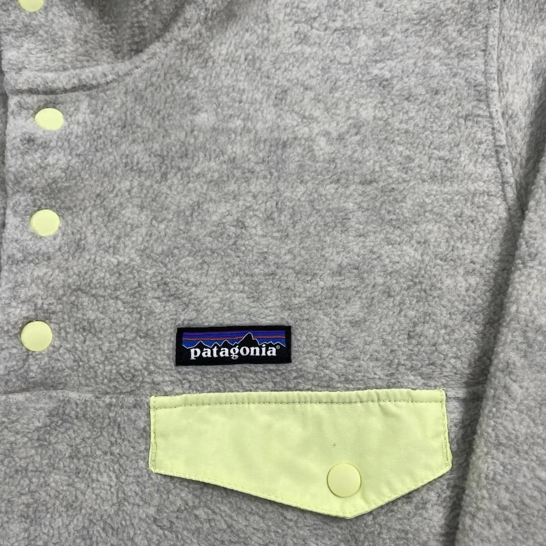 파타고니아 신칠라 L 그레이/형광  상품이미지4