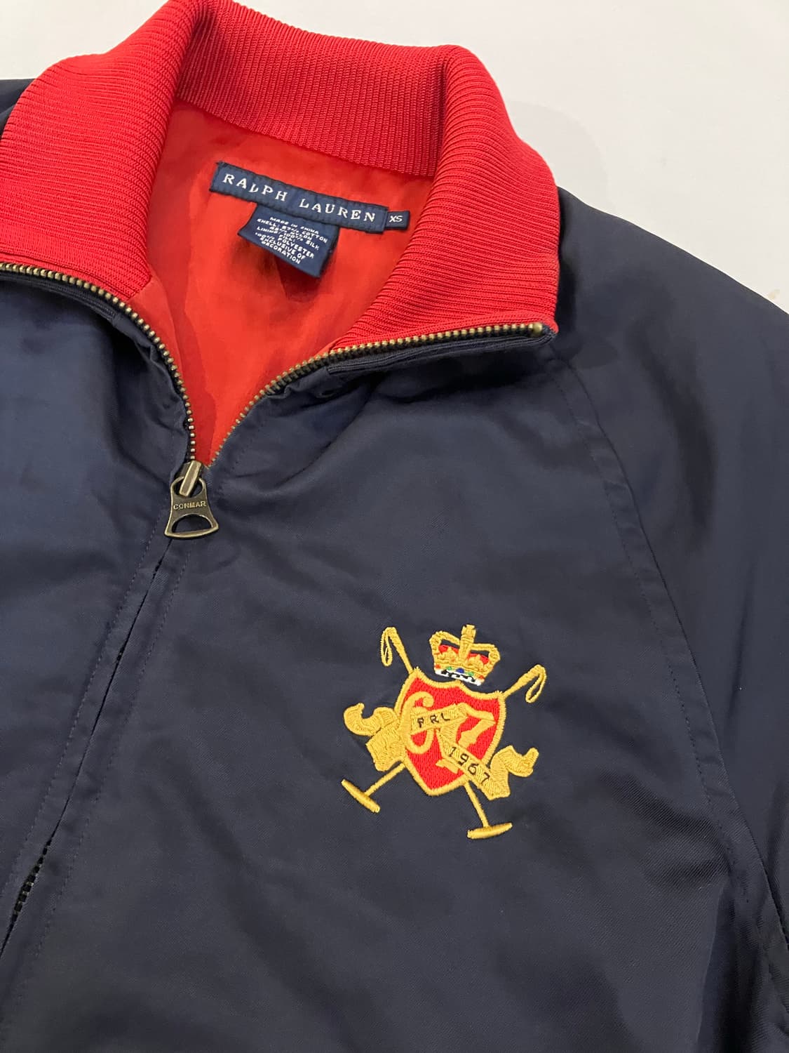 폴로 랄프로렌 치프키프 금장 사틴 봄버자켓 네이비 상품이미지4