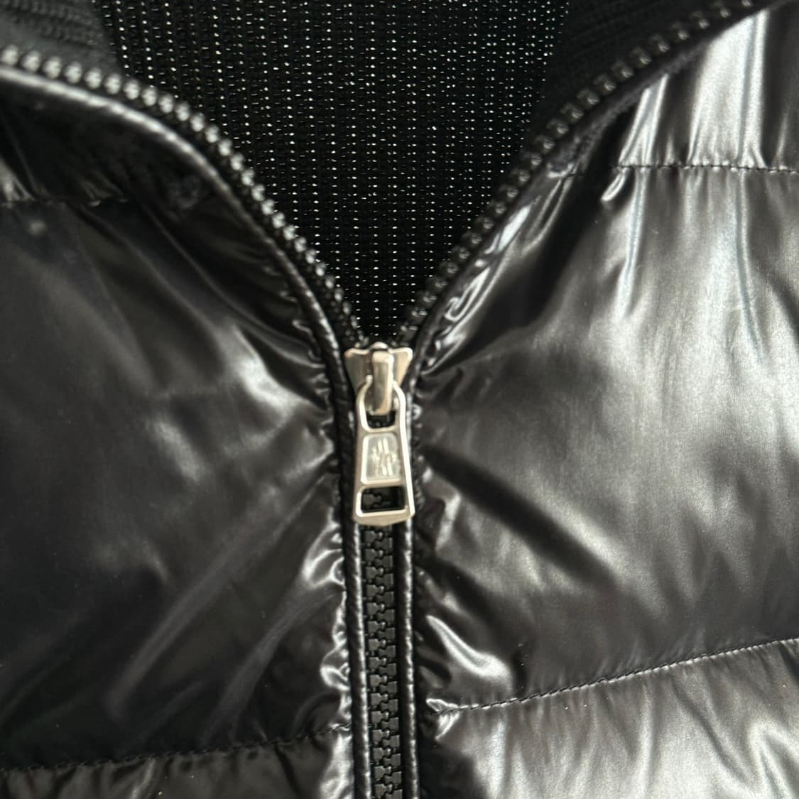 (XL) 몽클레어 유광 니트패딩 신형 상품이미지7