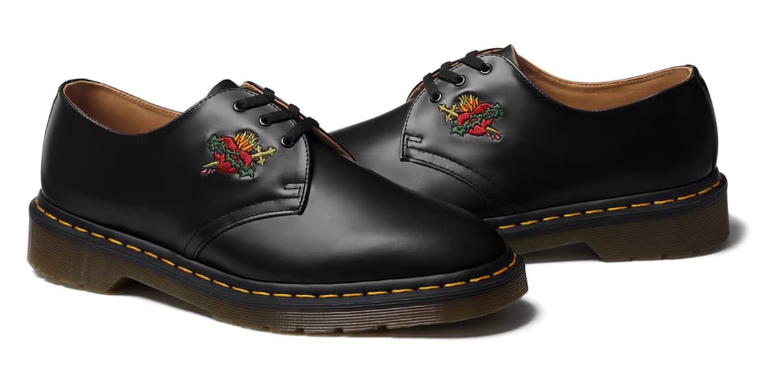 Dr.martens x Supreme Sacred Heart Black 상품이미지1