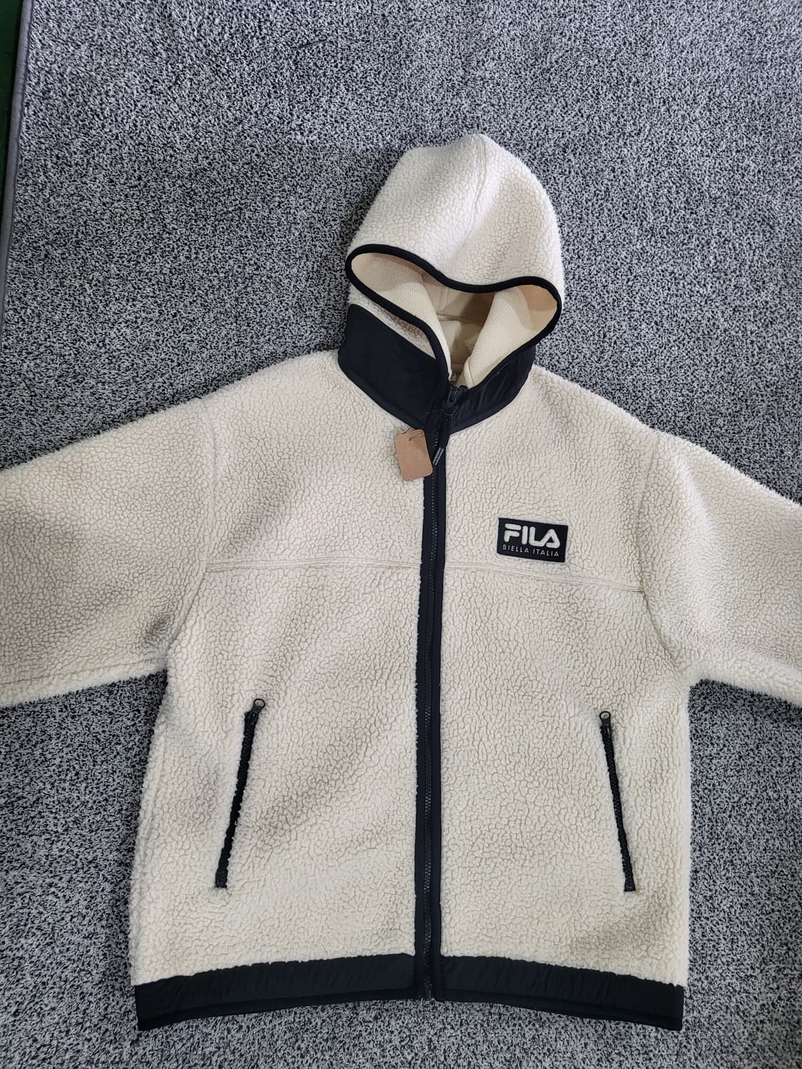 휠라(FILA) 플리스 후드 자켓
 상품이미지2