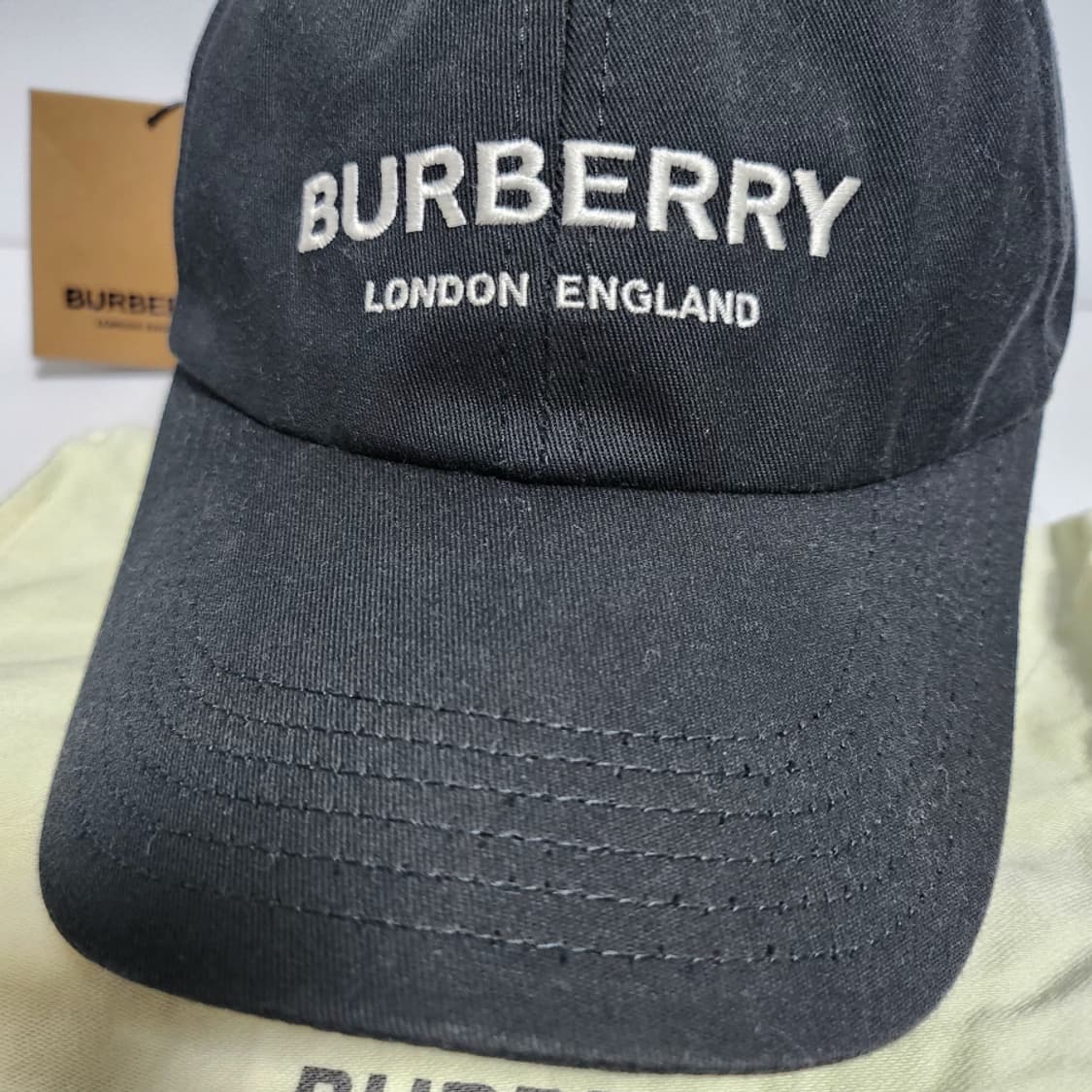 M 버버리 블랙 자수 로고 볼캡 모자 8010635 상품이미지2