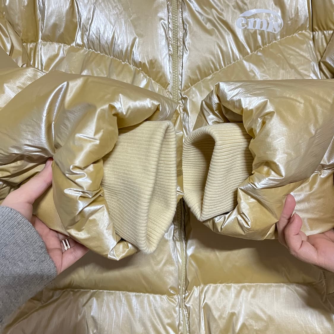 emis 이미스 골드 양면 패딩 L (새상품) 상품이미지6