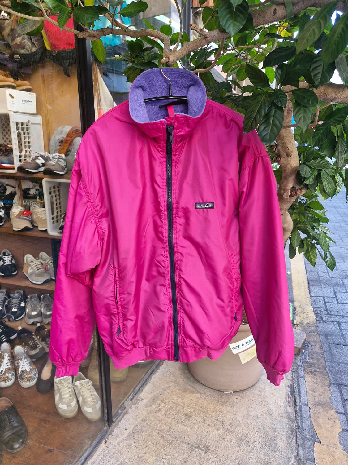 Z-246 파타고니아 쉘드 신칠라 봄버 웜업 자켓  상품이미지1