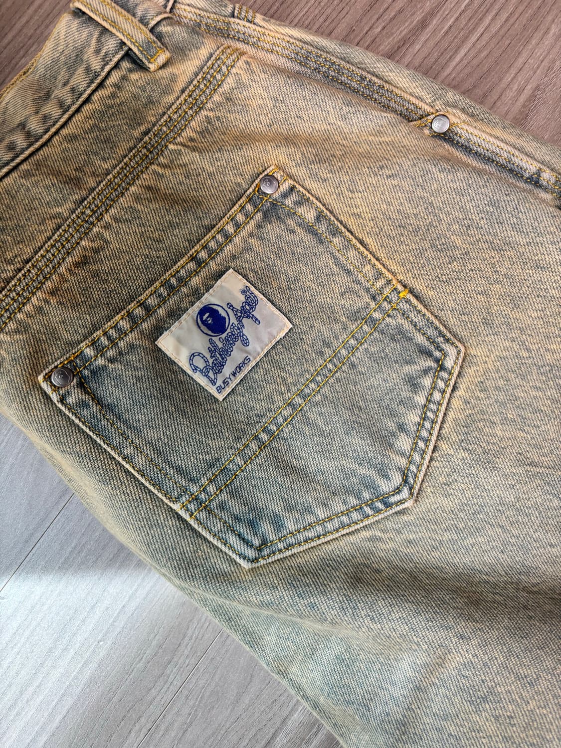 베이프 오버다잉 더블니 워크팬츠 데님 상품이미지3