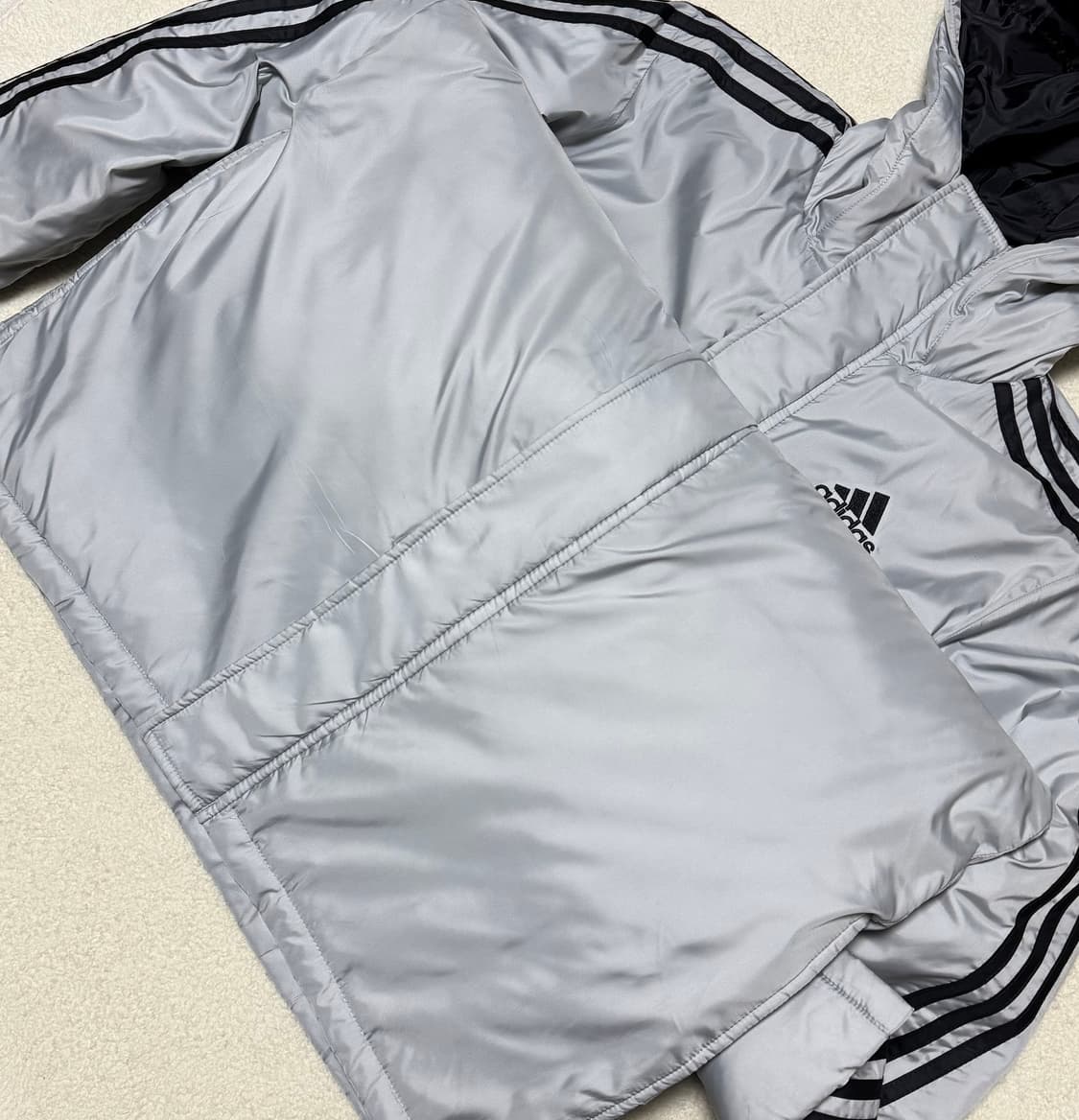 아디다스 회검 돕바 패딩 상품이미지4