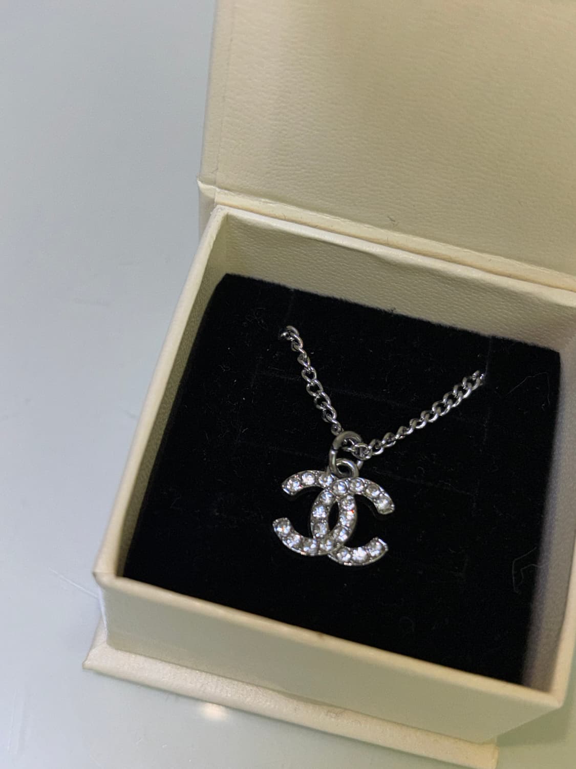 샤넬 cc로고 업사이클링 목걸이 상품이미지1