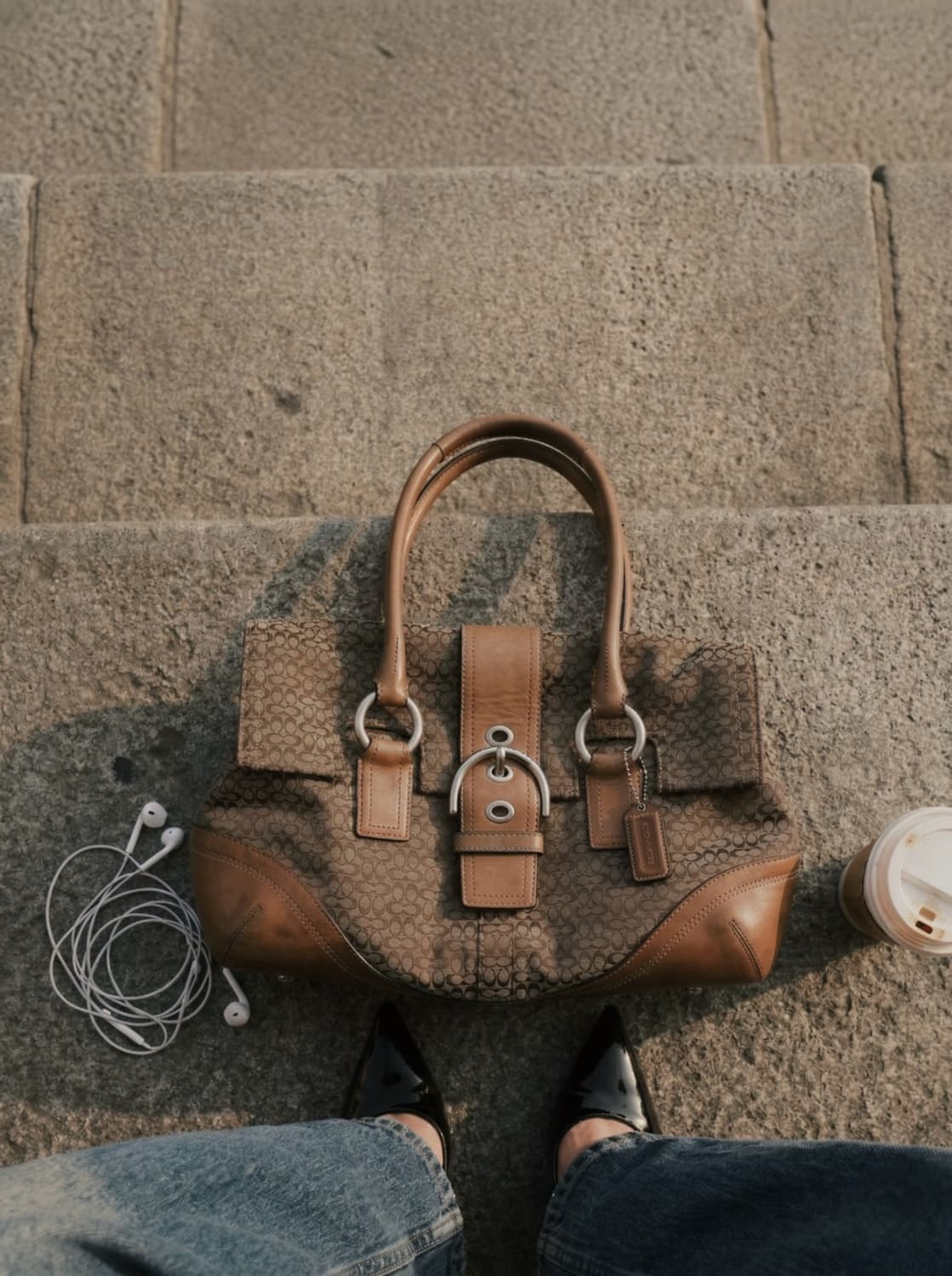 Coach Y2K 시그니처 숄더백 상품이미지2