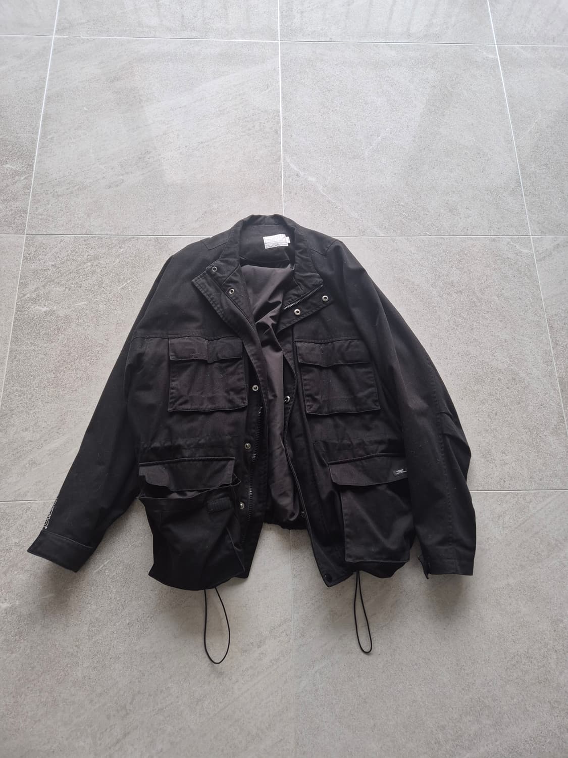 크리틱 자켓 상품이미지1