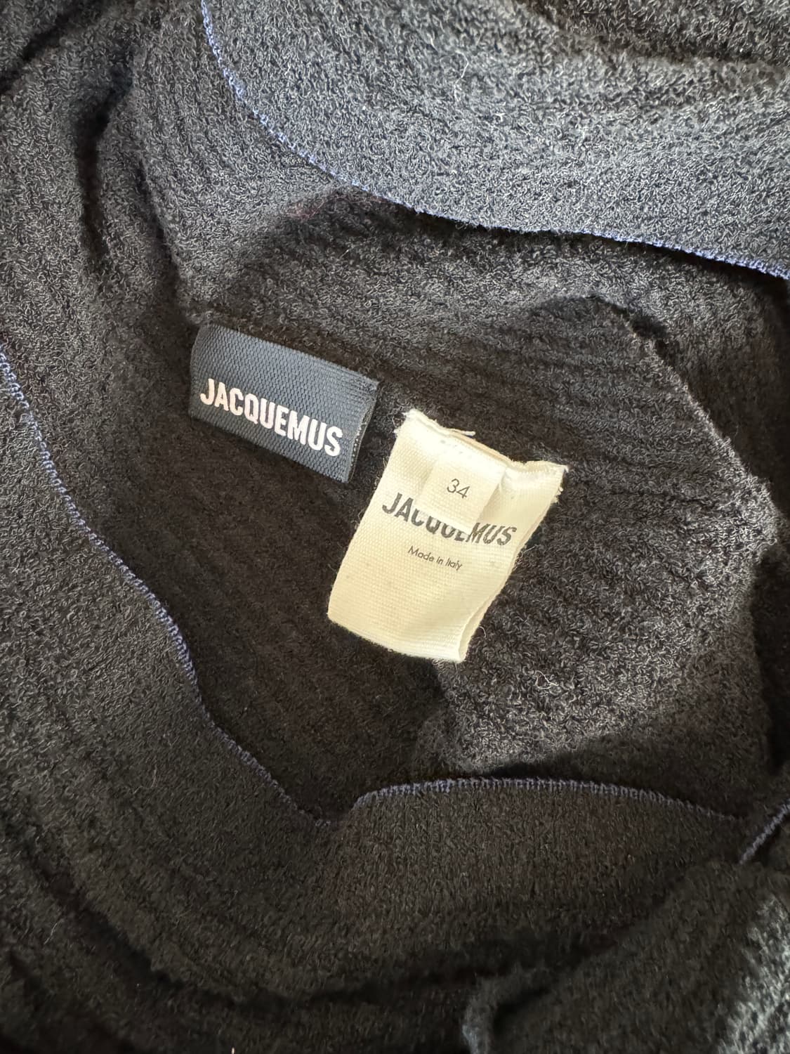 자크뮈스 Jacquemus 니트 슬리브리스 크롭탑 34 미시착 새상품   상품이미지4