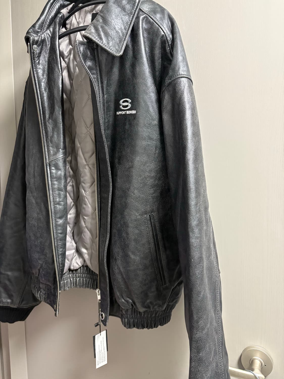 톰스벌스데이 새상품 판매합니다 상품이미지3