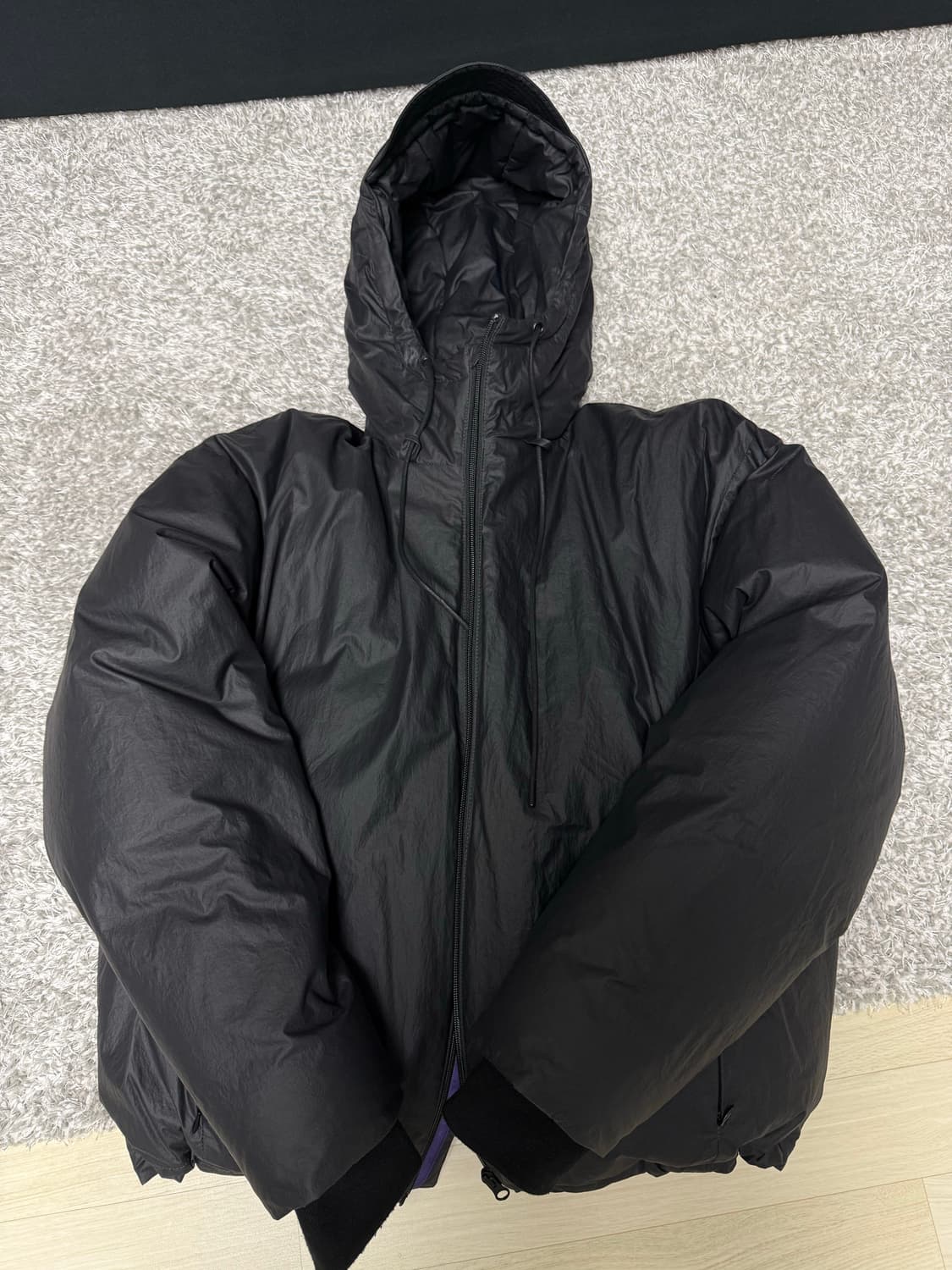 비범스 페이퍼 왁스 코팅 다운 점퍼 상품이미지2