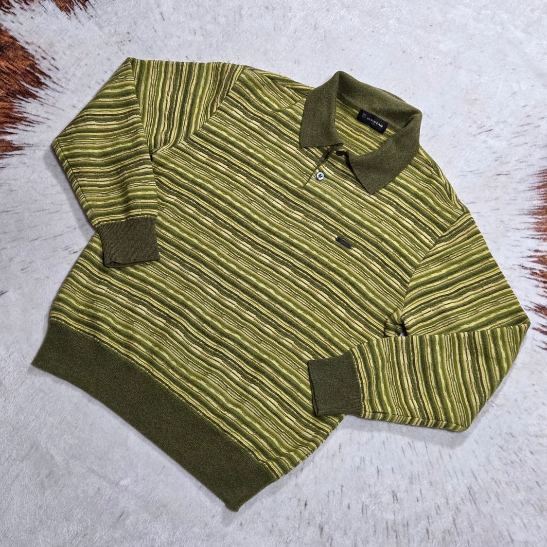 카키 그린 넥카라 케이블 니트 상품이미지1