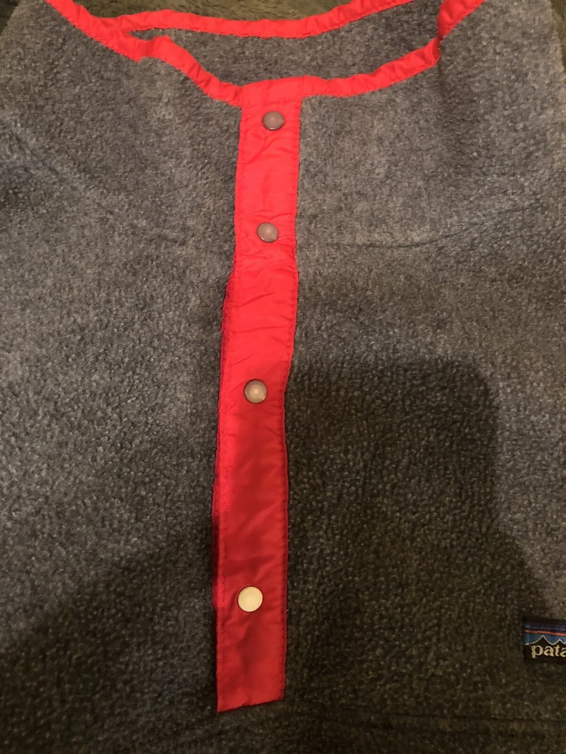 80s 파타고니아 신칠라 스냅-T 차콜/레드 USA 상품이미지2