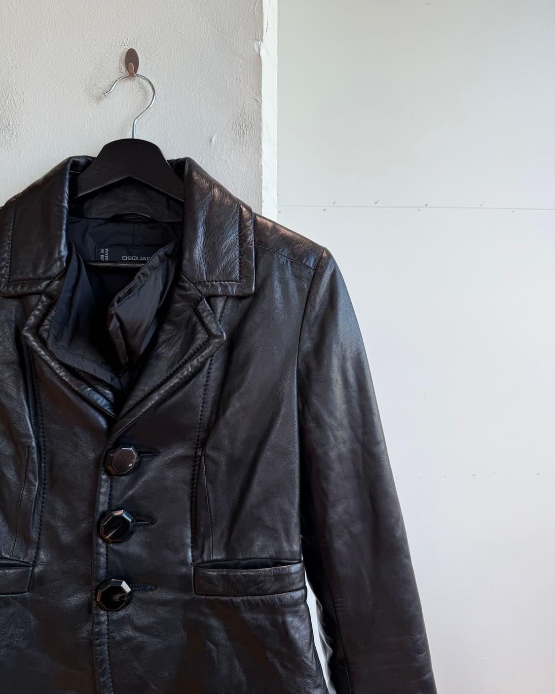 디스퀘어드2 블랙 쉽스킨 덕다운 자켓 상품이미지5