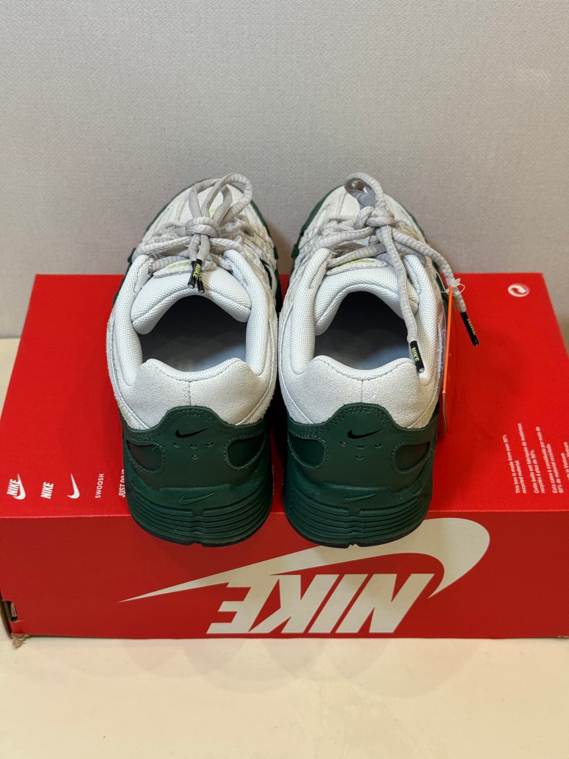 나이키 P-6000 프리미엄 라임라이트 다크 스모크 그레이 240mm 상품이미지4