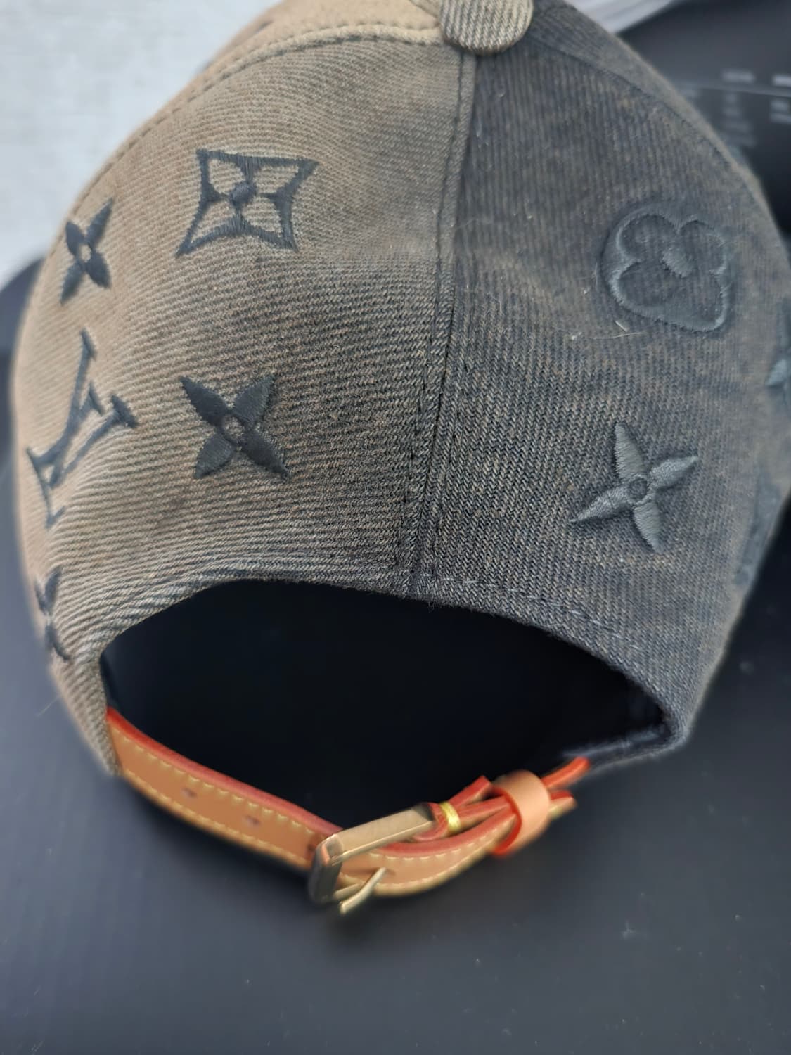 루이비통 그라데이션 볼캡 상품이미지2