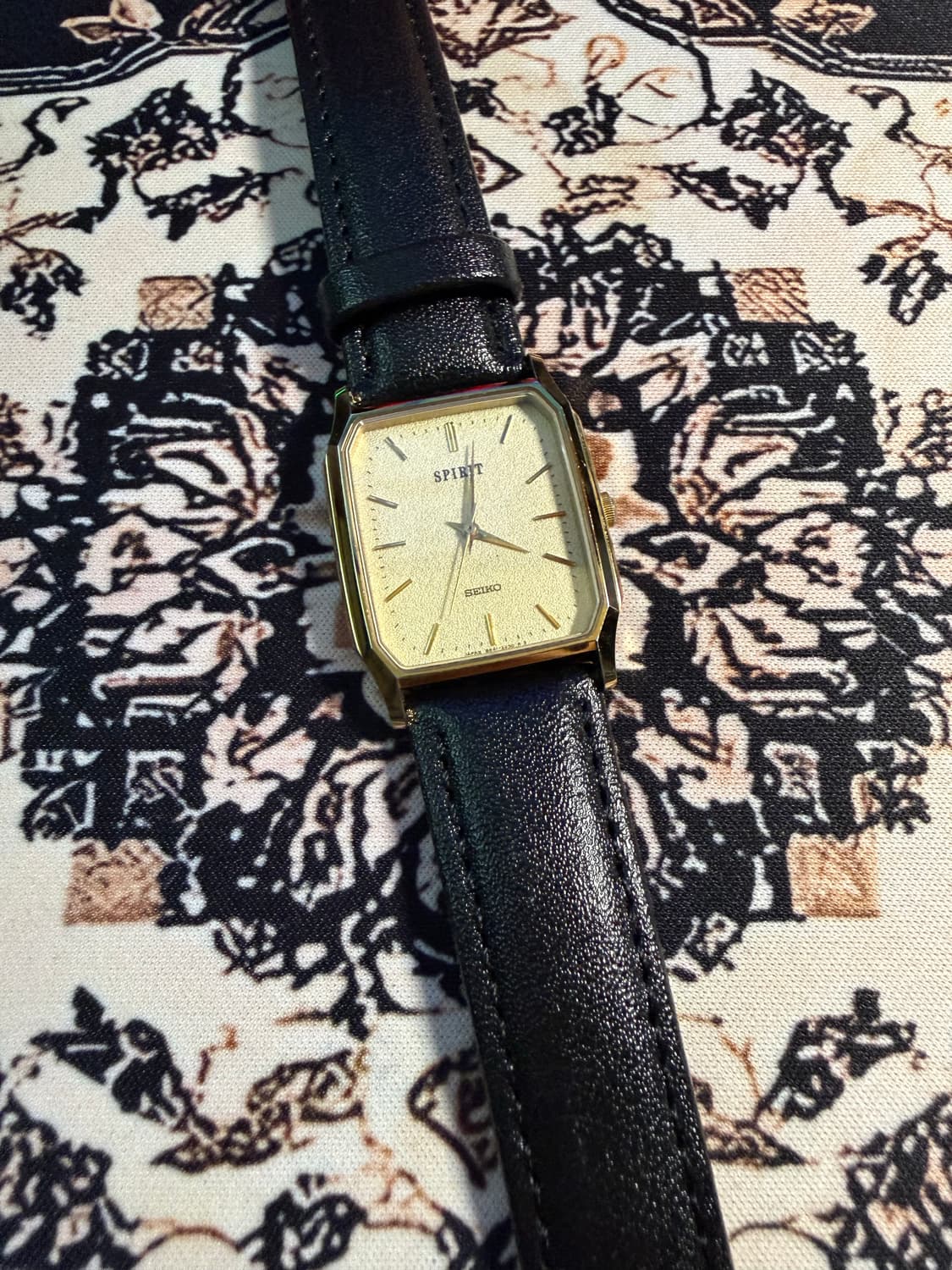 SEIKO 빈티지 쿼츠 시계 상품이미지1