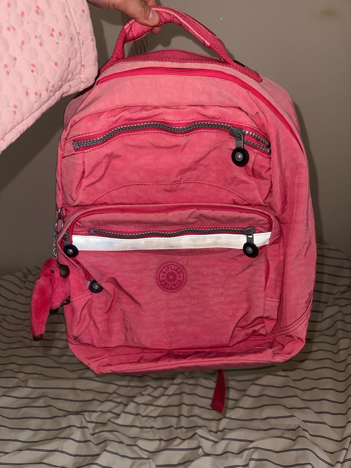 키플링 백팩 핑크 + 고릴라키링 상품이미지1