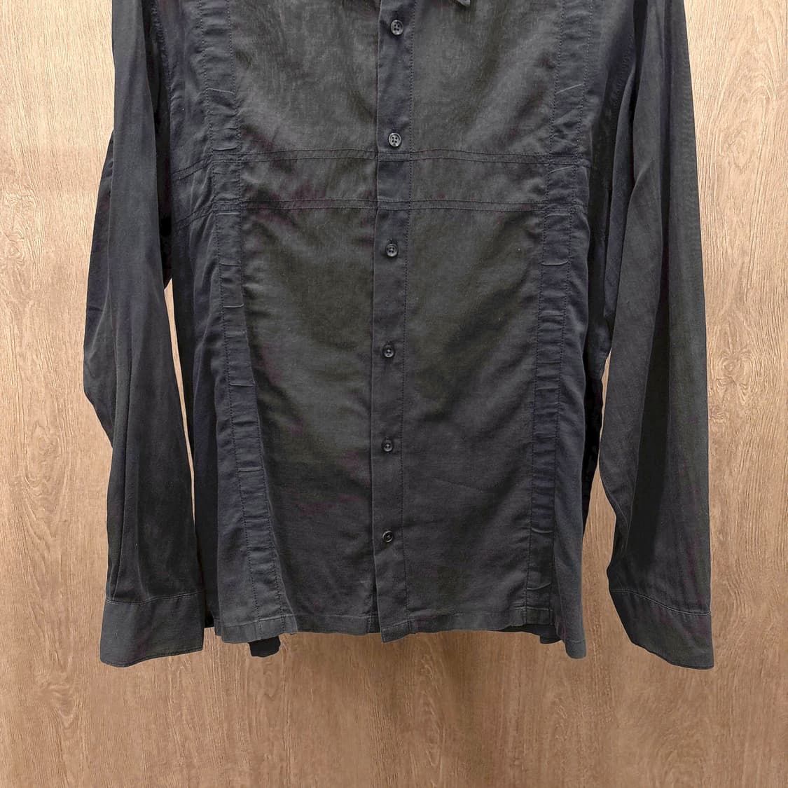 휴고 보스 긴팔 시스루 셔츠 절개 디테일 레귤러핏 차콜 상품이미지5