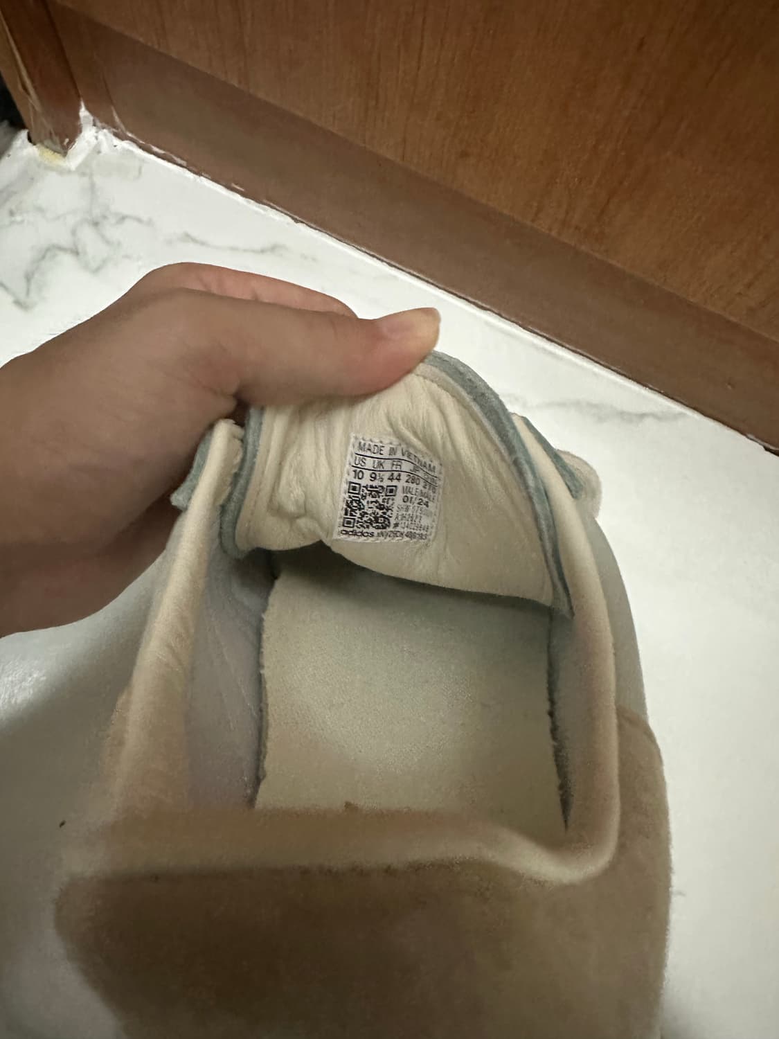 아디다스 키스 스페지알 상품이미지10