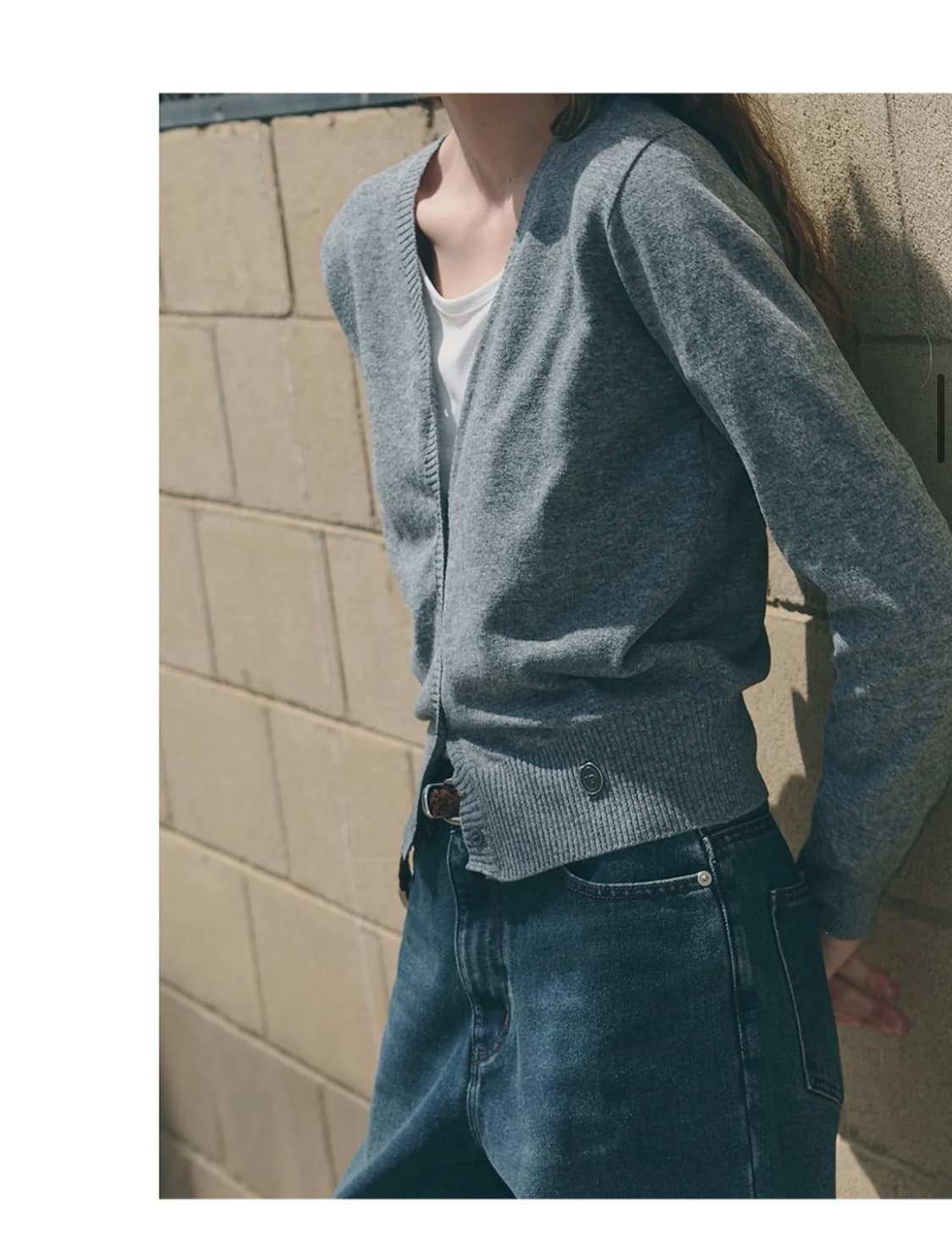 (새상품) 레더리 슬릿 슬리브 브이넥 가디건 [GREY] 상품이미지6