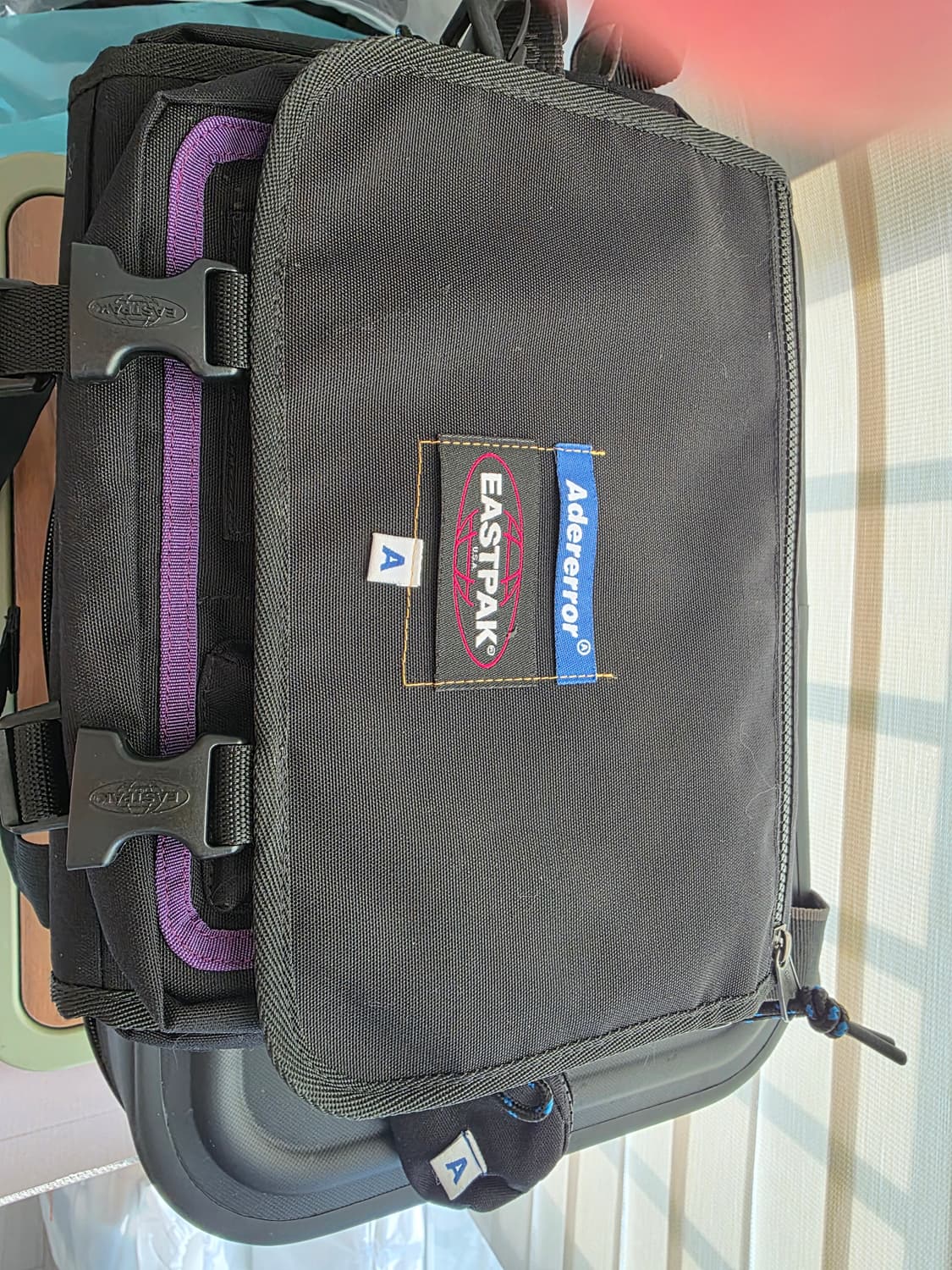 아더에러 이스트팩 1세대 크로스백 상품이미지1