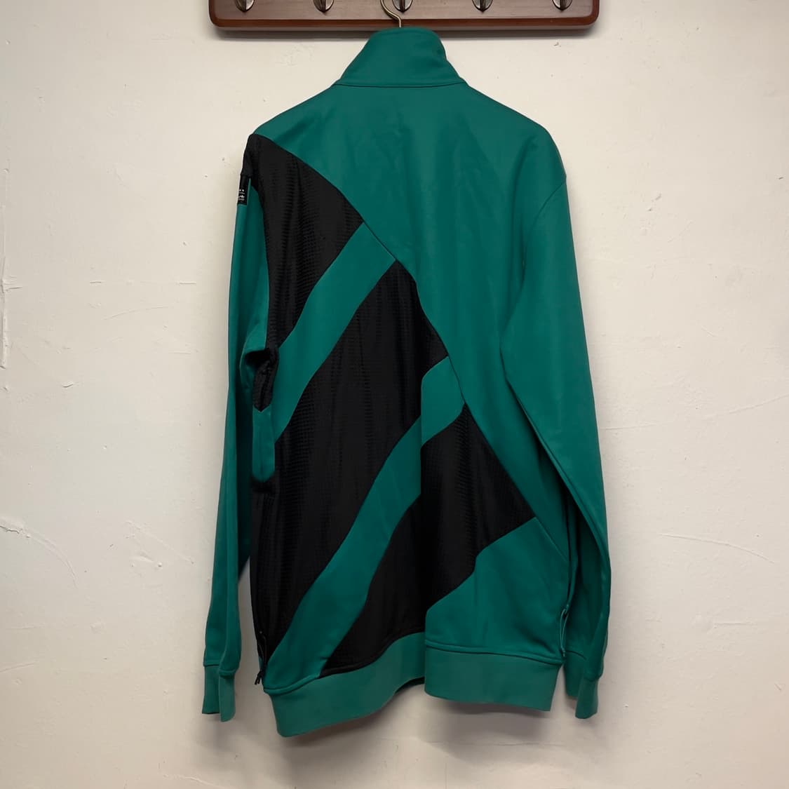 아디다스 이큅먼트 그린 져지 자켓   상품이미지4
