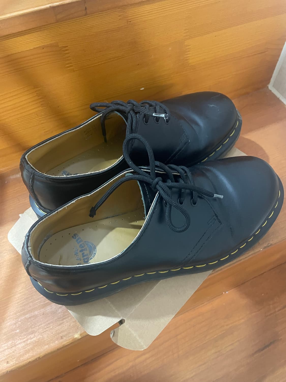 닥터마틴 1461 3홀 상품이미지1