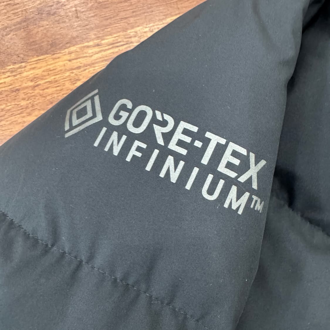 XL 내셔널지오그래픽 고어텍스 블랙 톨리만 패딩 자켓  상품이미지4