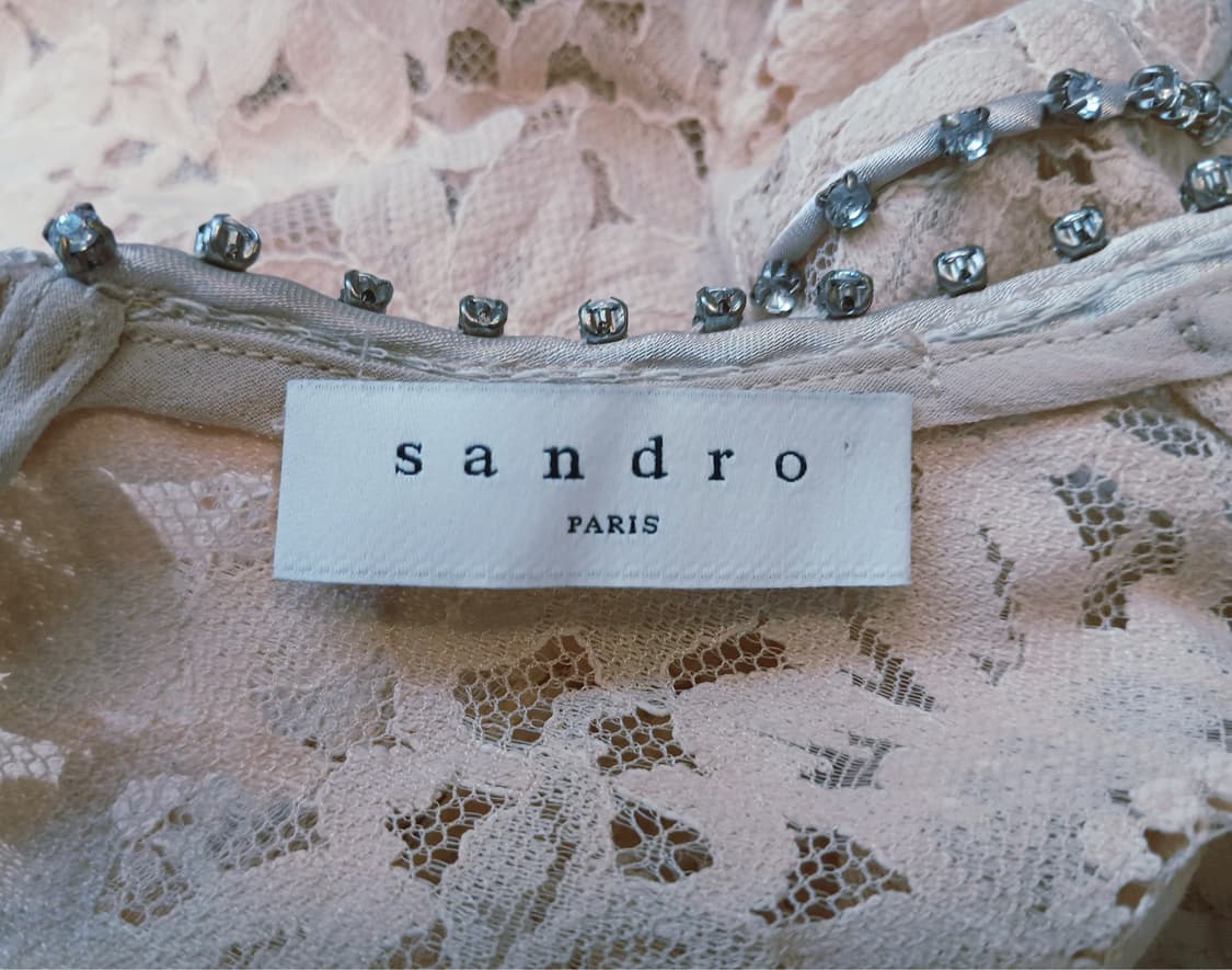 산드로 SANDRO PARIS 레이스 큐빅 장식 블라우스 / 정식 수입 상품이미지4