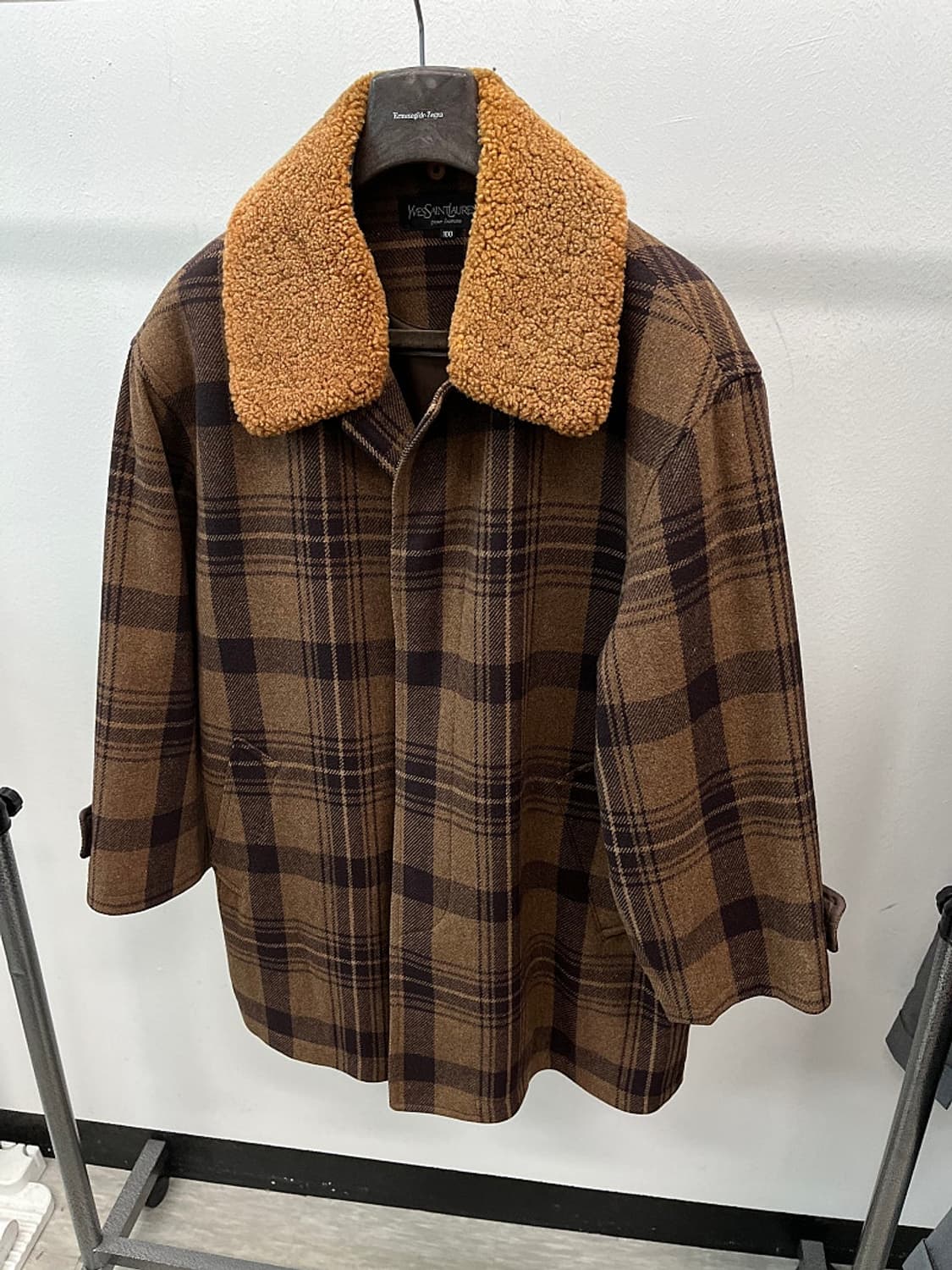 100) 입생로랑 시어링 체크 울코트  상품이미지1