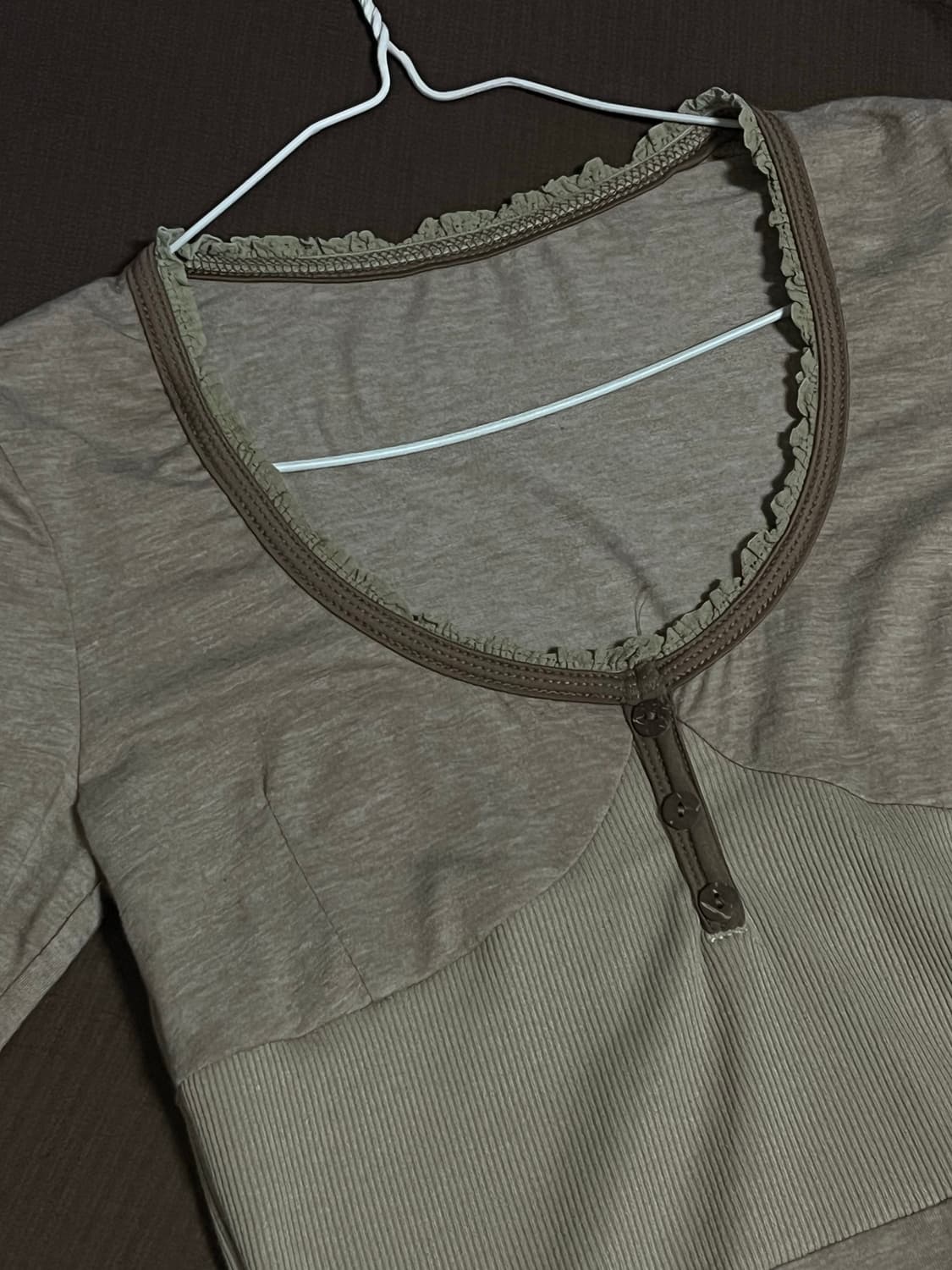 🪽 모리걸 브라운 레이스 티셔츠 상품이미지2