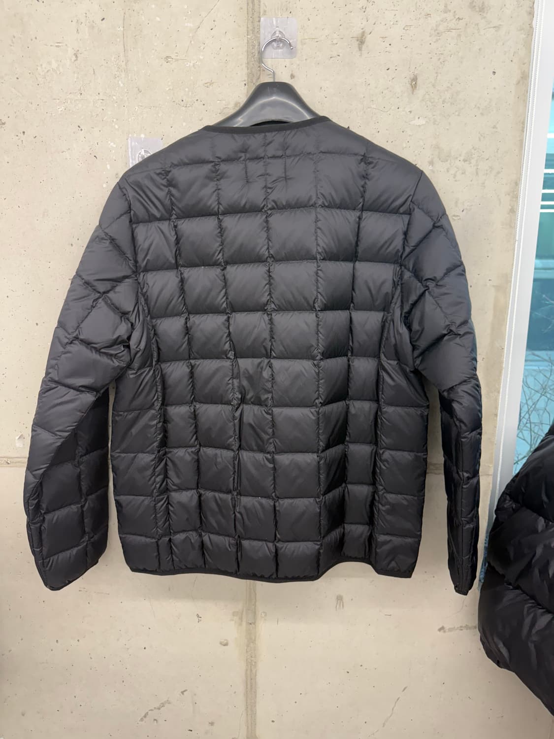 타이온 경량패딩 xl 상품이미지5