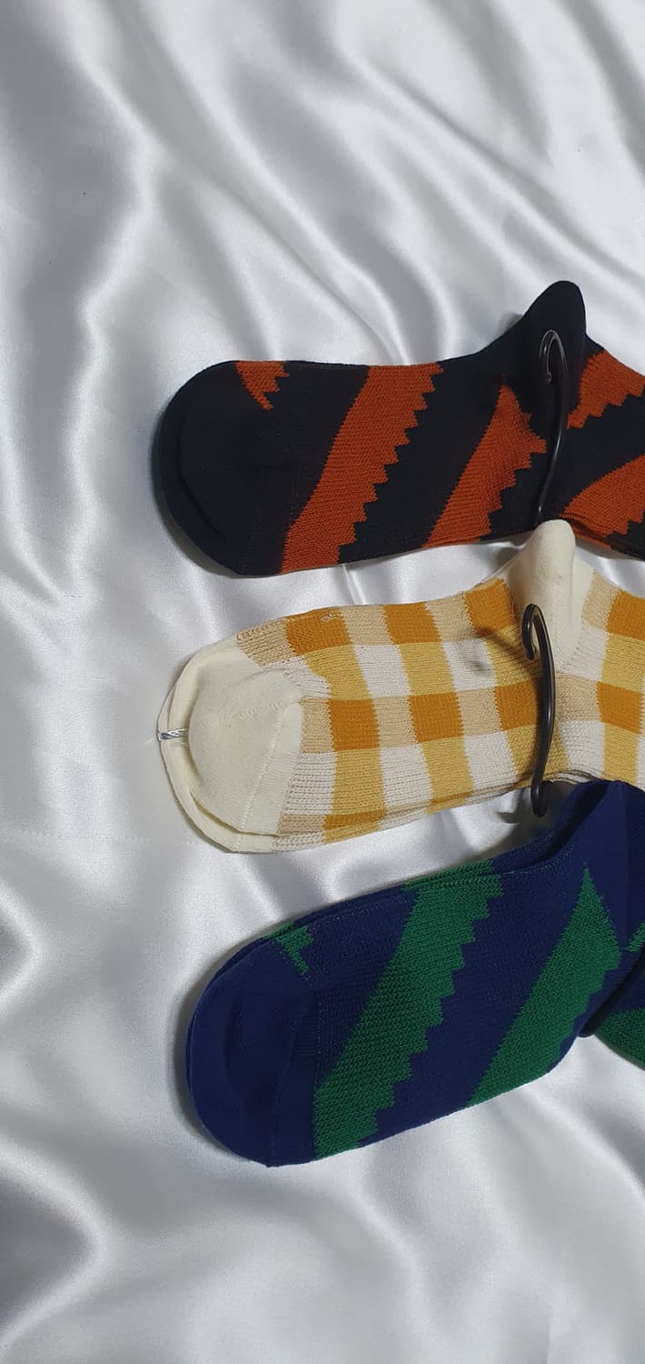 그린 네이비 브라운 옐로우 물결 스트라이프 체크  비비안웨스트우드 양말 상품이미지8