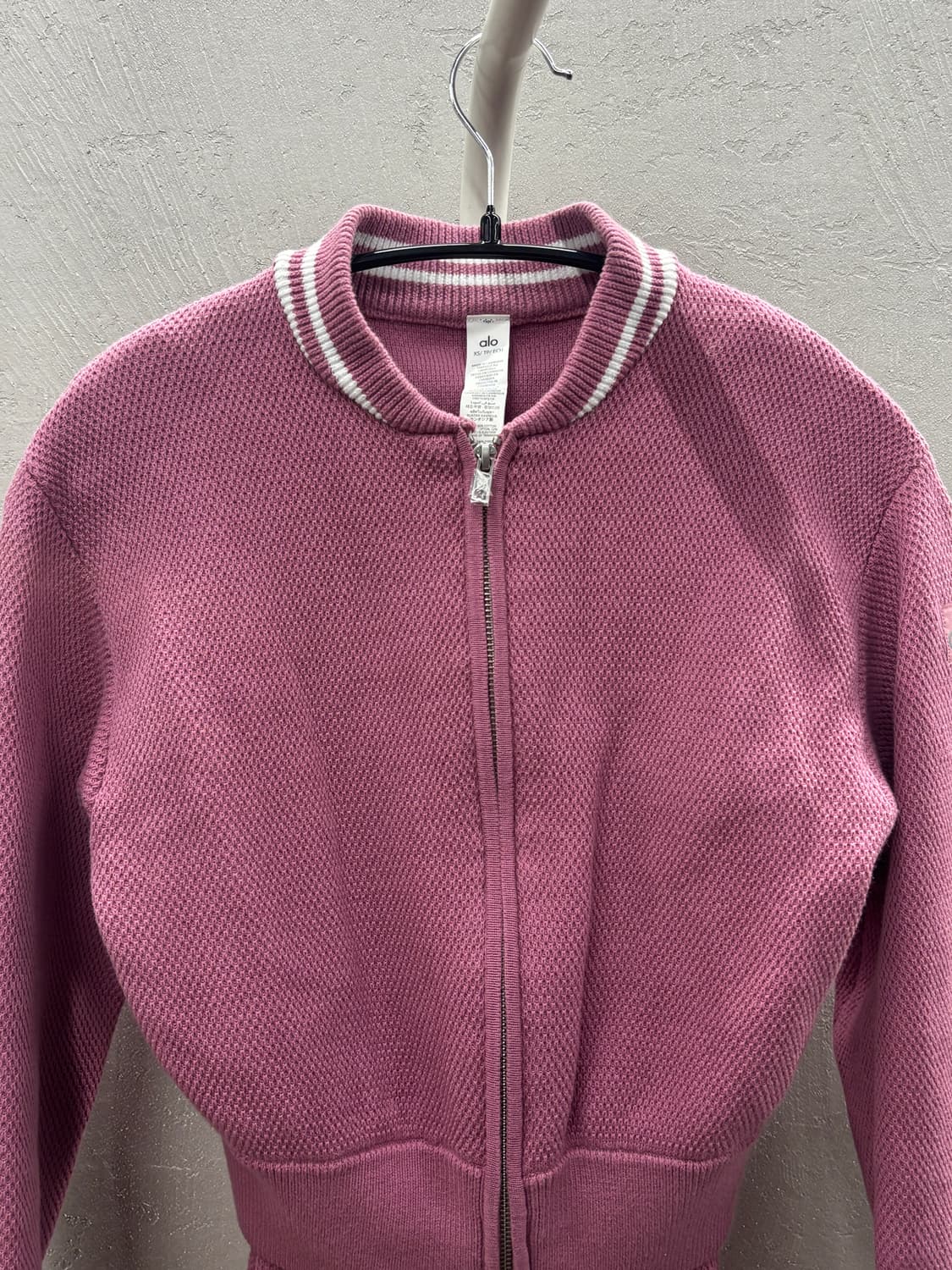 ALO 테니스 클럽 스웨터 XS 버건디 세트 상품이미지5